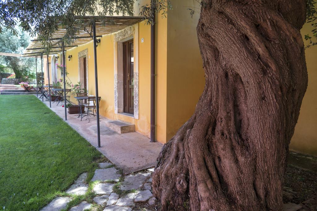 Agriturismo Borgo Degli Ulivi Canicattini Bagni Dış mekan fotoğraf